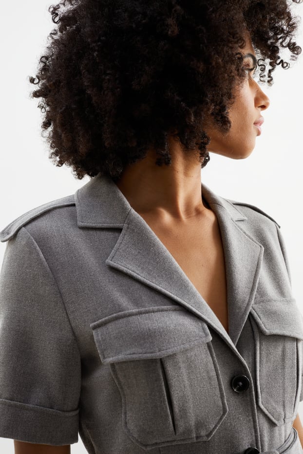 Femmes - Robe cargo dotée d’une ceinture - gris