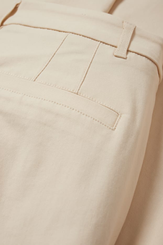 Damen - Caprihose - Mid Waist - Slim Fit - hellbeige