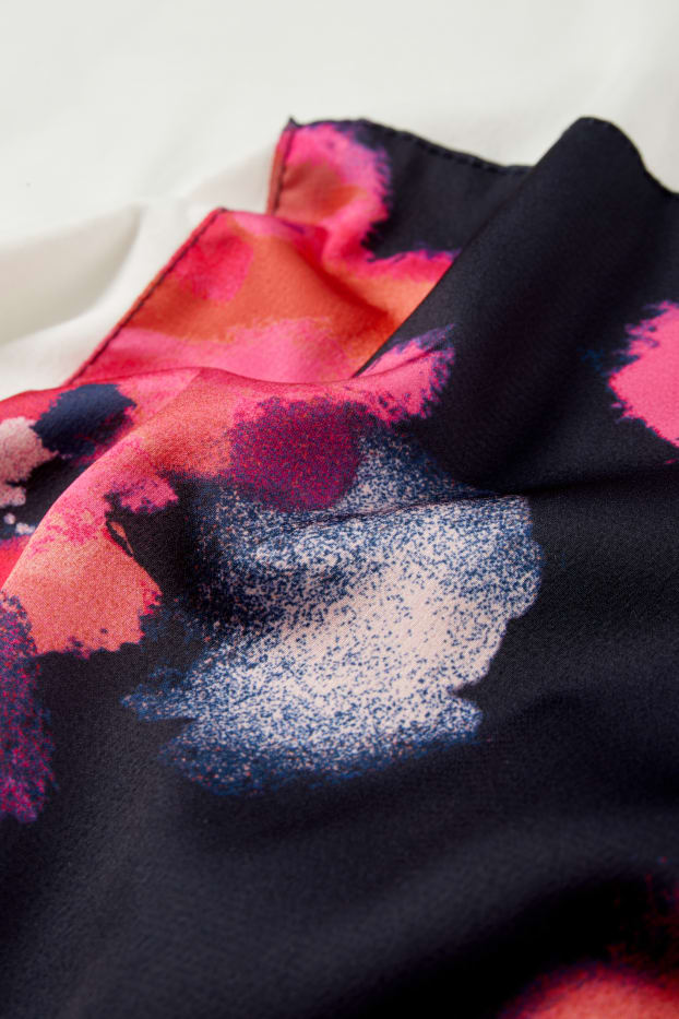 Women - T-shirt - cremewhite