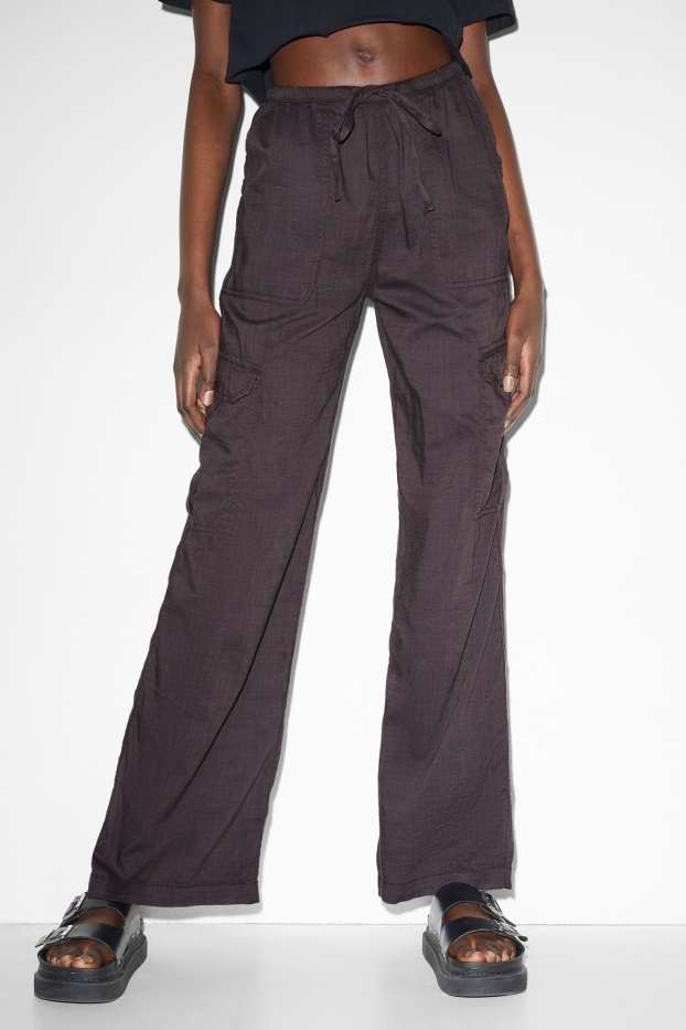 Women - CLOCKHOUSE - cargo trousers - mid-rise waist - relaxed fit - dark gray
