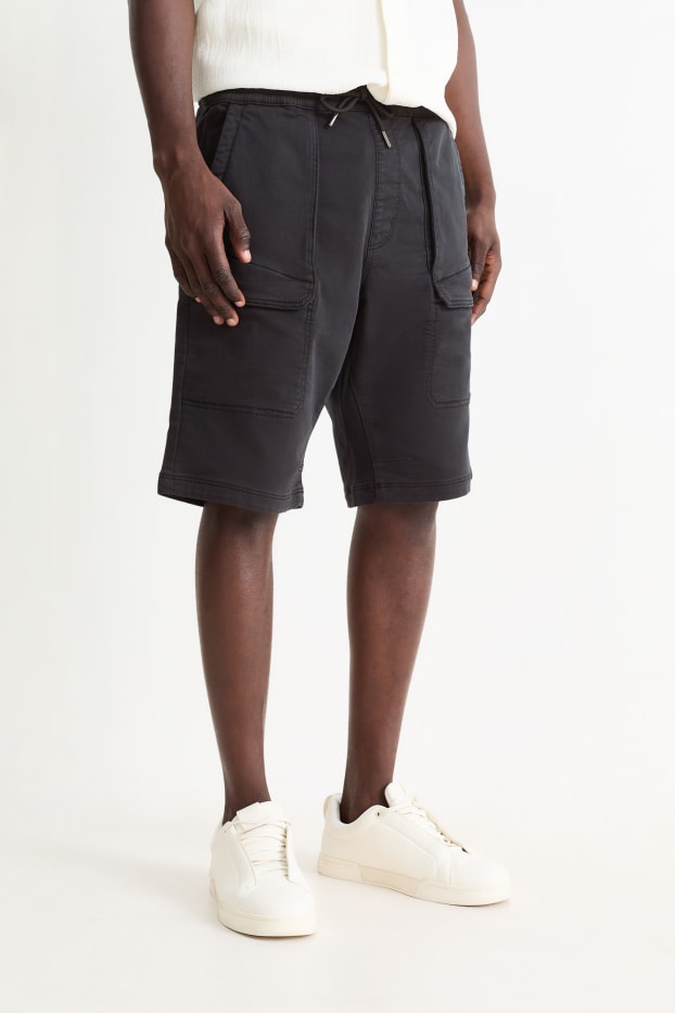 Men - Cargo shorts - LYCRA® - black