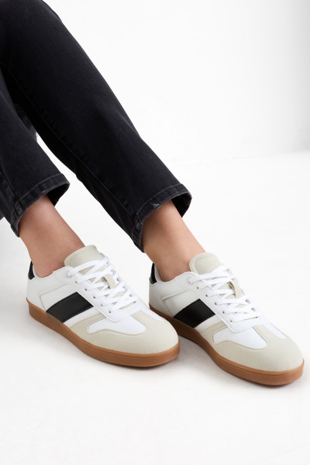 Damen - Sneaker - Lederimitat - cremeweiß