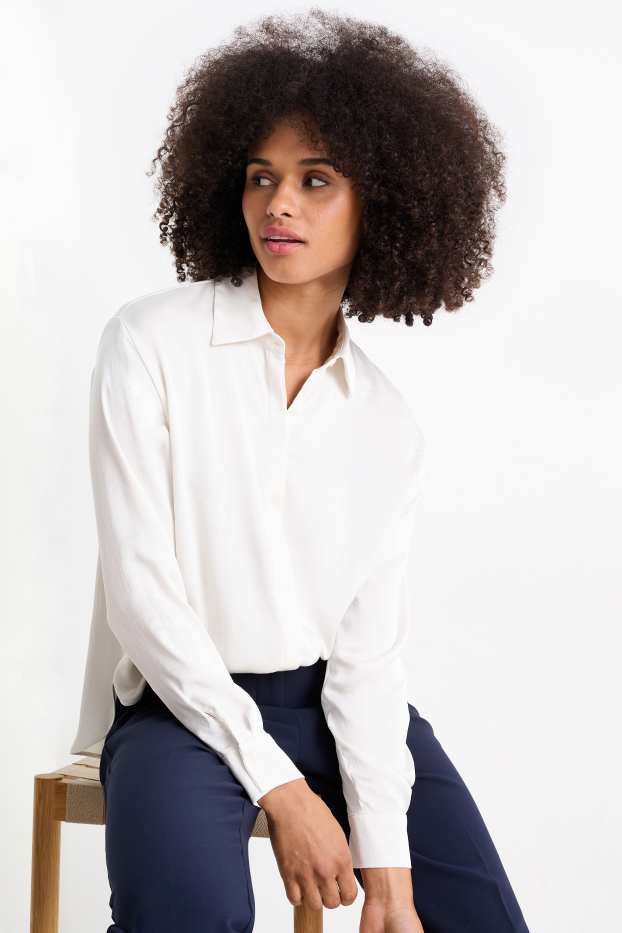 Dames - Satijnen blouse - crème wit