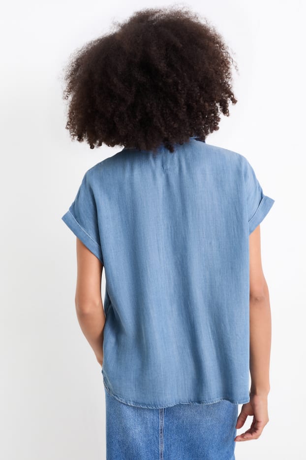 Dona - Brusa - estil texà - texà blau clar