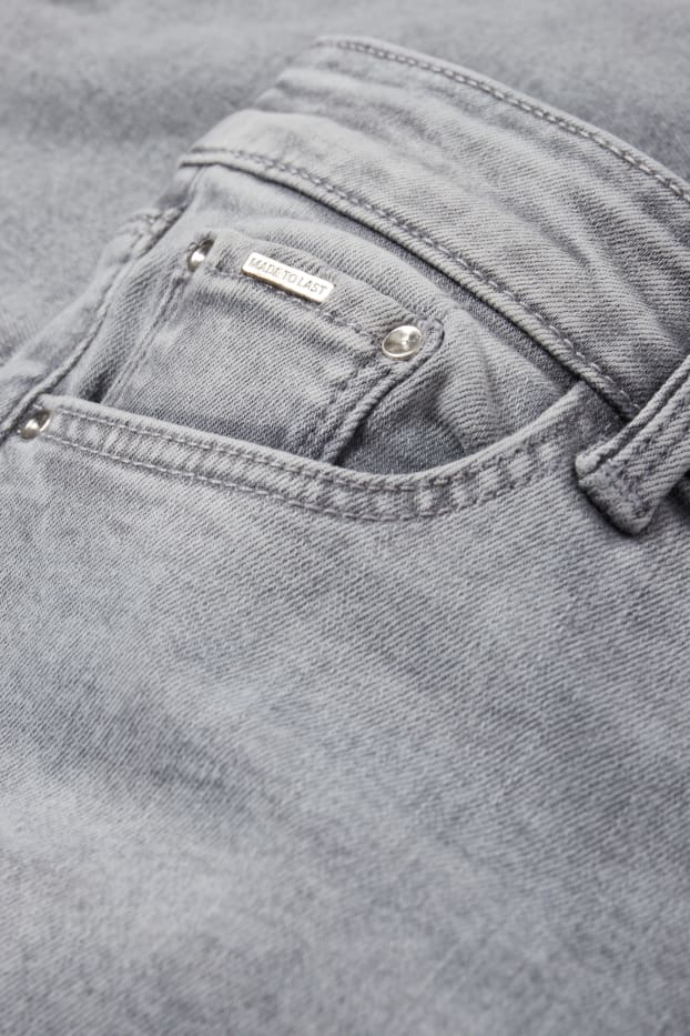Dona - Bootcut jeans - mid waist - shaping jeans - LYCRA® - texà gris clar