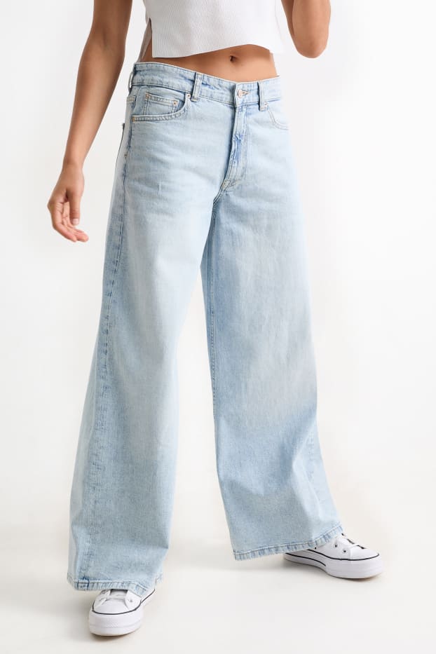 Damen - Wide Leg Jeans - Low Waist - helljeansblau