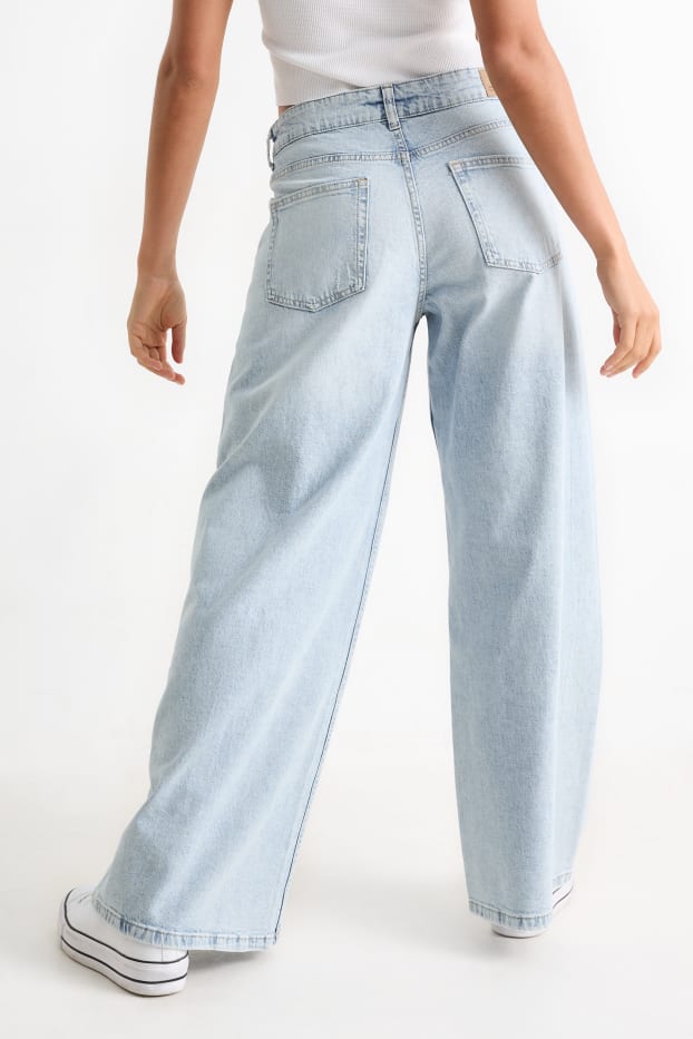 Damen - Wide Leg Jeans - Low Waist - helljeansblau
