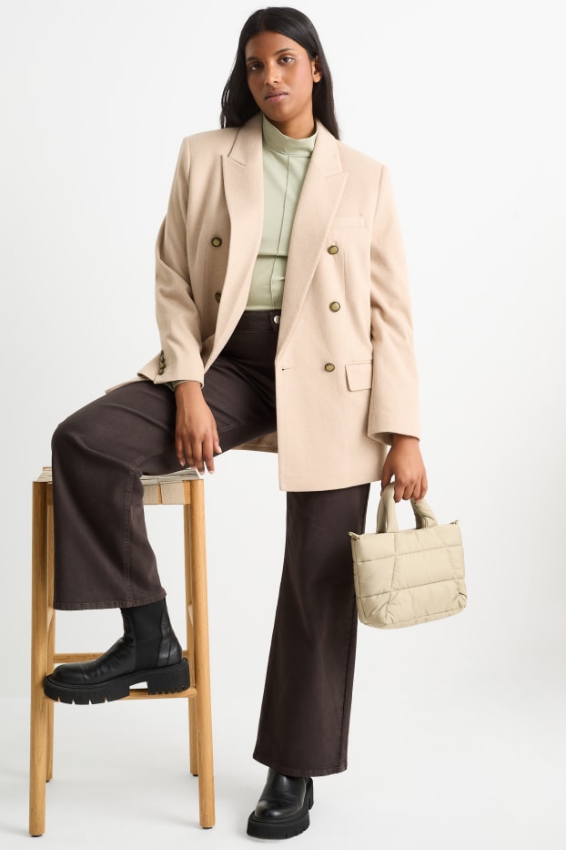 Femei - Geantă shopper matlasată, mică, cu curea detașabilă - bej