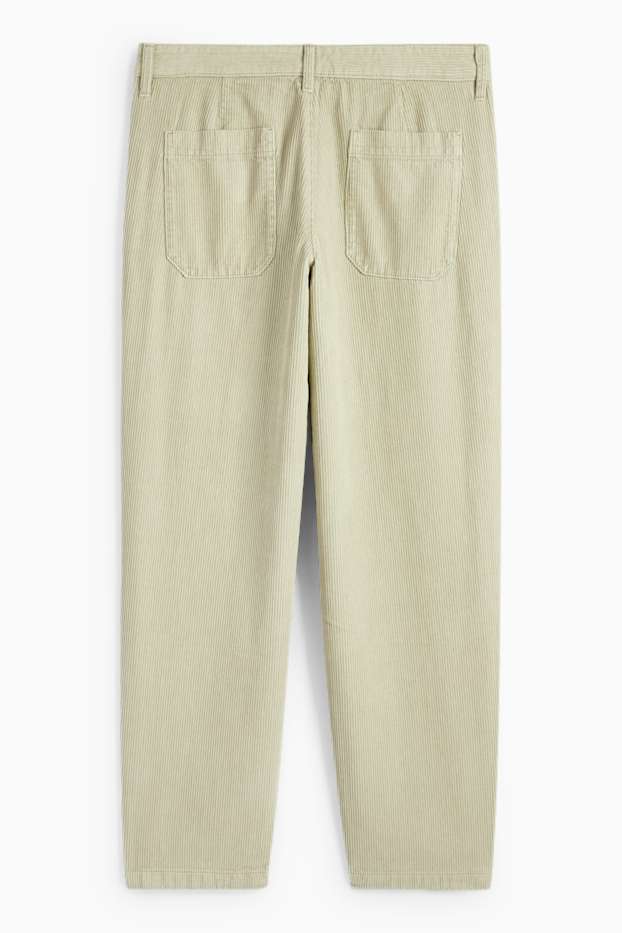 Home - Xinos de pana - relaxed fit - verd clar