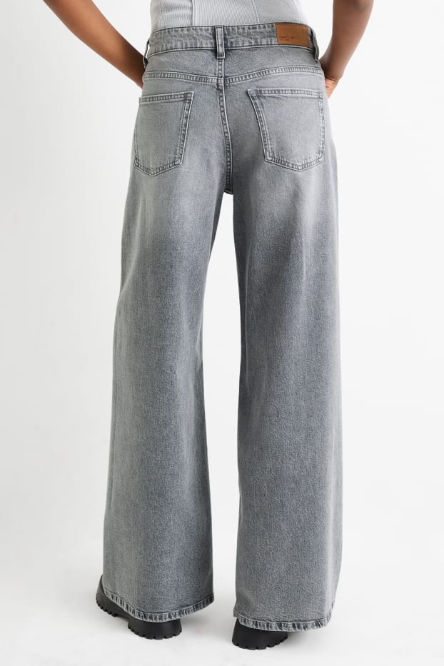 Damen - Wide Leg Jeans - Low Waist - helljeansgrau