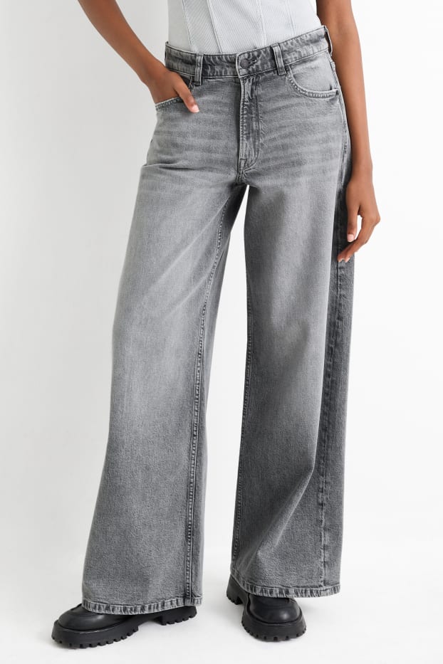 Damen - Wide Leg Jeans - Low Waist - helljeansgrau