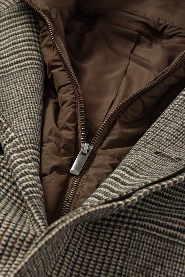 Mężczyźni - Płaszcz - styl 2 w 1 - w kratę - brązowy