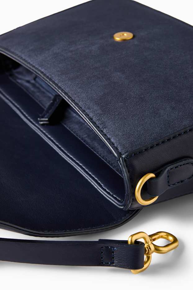 Damen - Schultertasche mit abnehmbarem Taschengurt - Lederimitat - dunkelblau