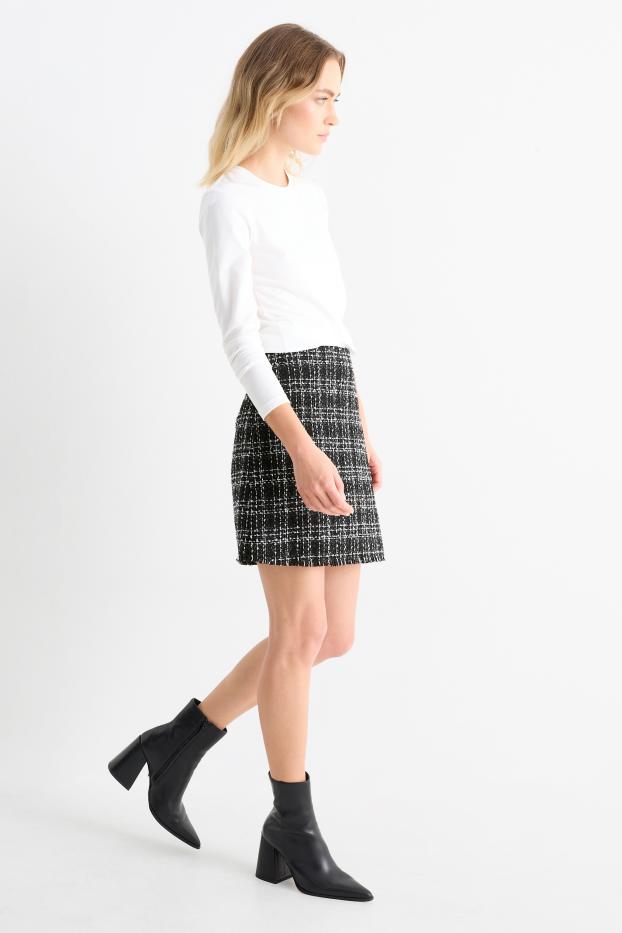 Women - Miniskirt - check - black