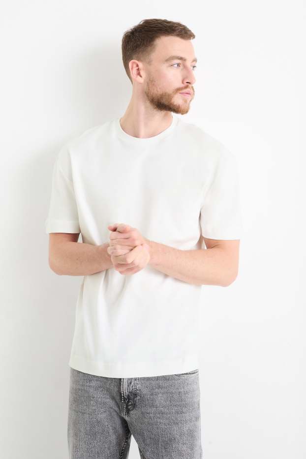 Men - T-shirt - white