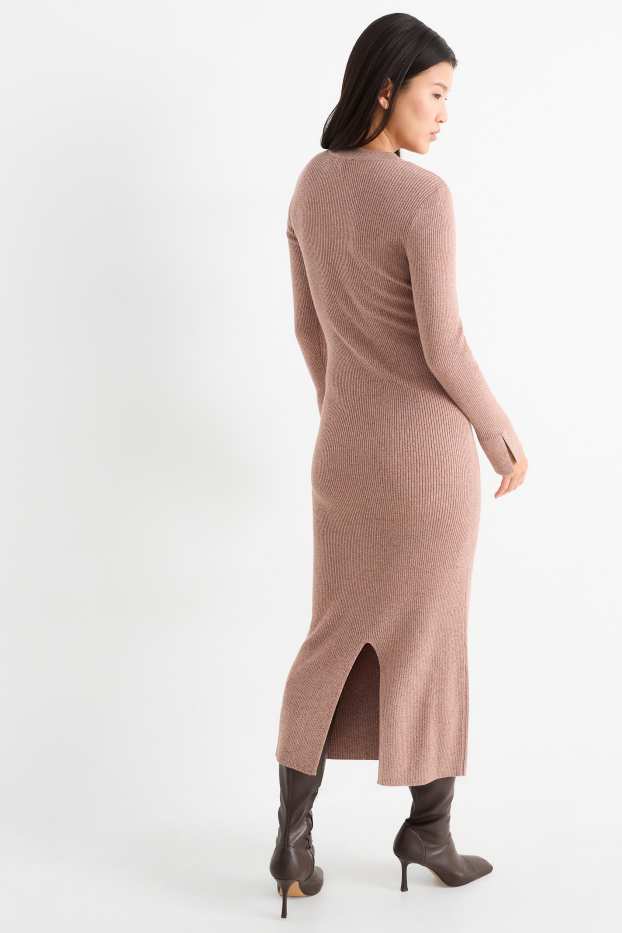 Women - Knitted dress with slit - ribbed - shiny - rust
