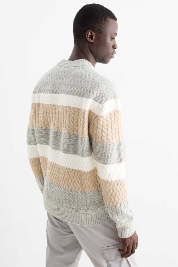 Herren - Pullover - gestreift - Zopfmuster - grau / beige