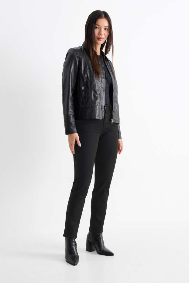 Femei - Straight jeans cu ștrasuri - talie medie - LYCRA® - negru