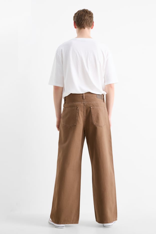Uomo - Jeans a gamba larga - marrone