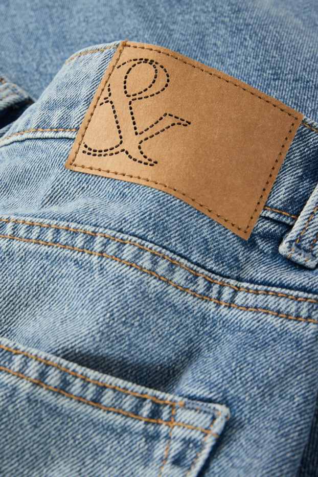 Women - Wide leg flared jeans - mid-rise waist - denim-light blue
