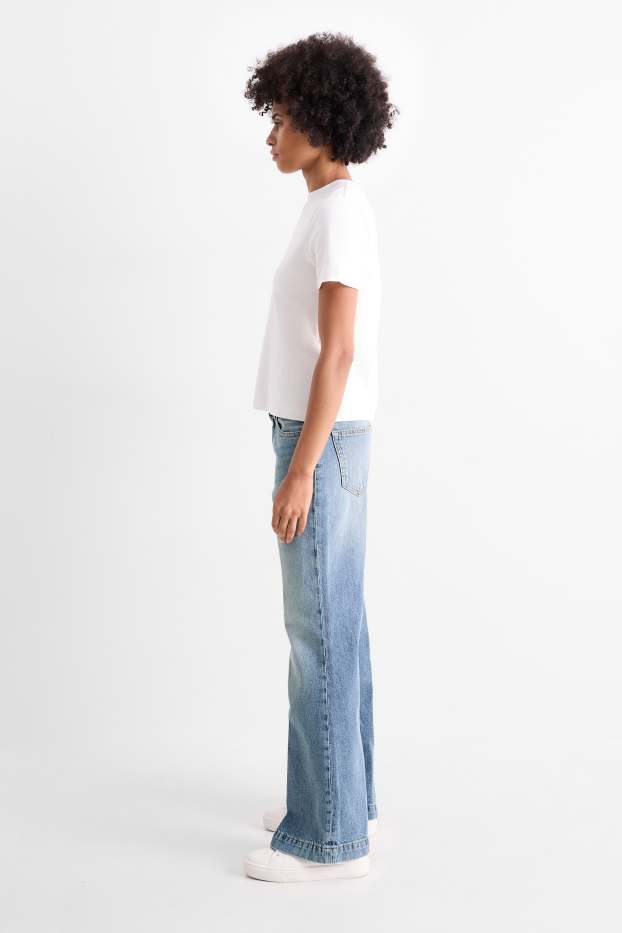 Women - Wide leg flared jeans - mid-rise waist - denim-light blue