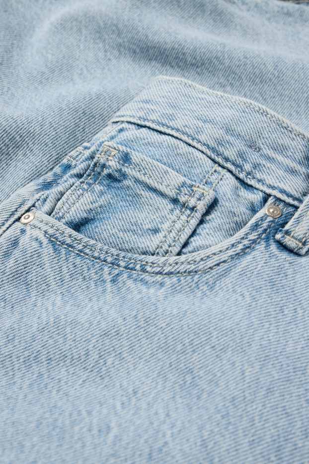 Enfants filles - Bermudas en jean - jean bleu clair