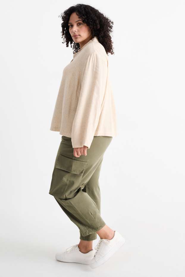 Femmes - Pantalon cargo - high waist - tapered fit - vert foncé