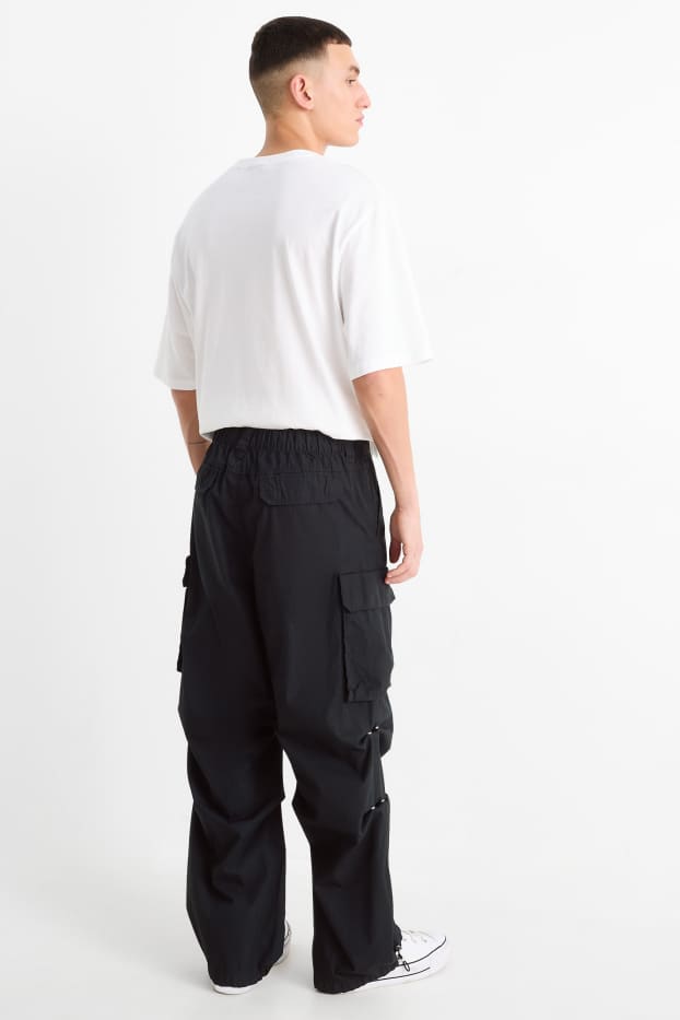 Herren - Cargohose - Relaxed Fit - schwarz