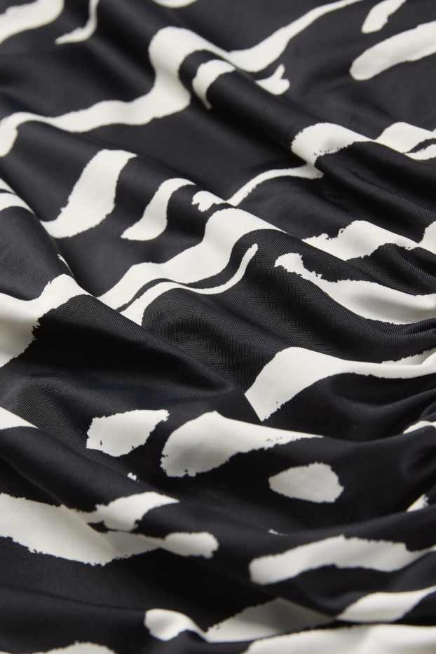 Damen - Badeanzug mit Raffung - wattiert - LYCRA® XTRA LIFE™ - schwarz