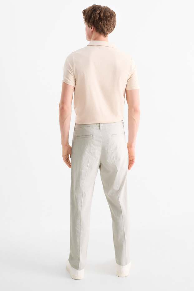 Home - Xinos - tapered fit - texturats - beix clar