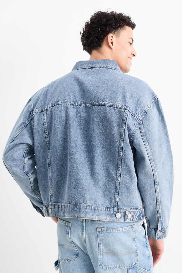 Herren - Oversized-Jeansjacke - helljeansblau