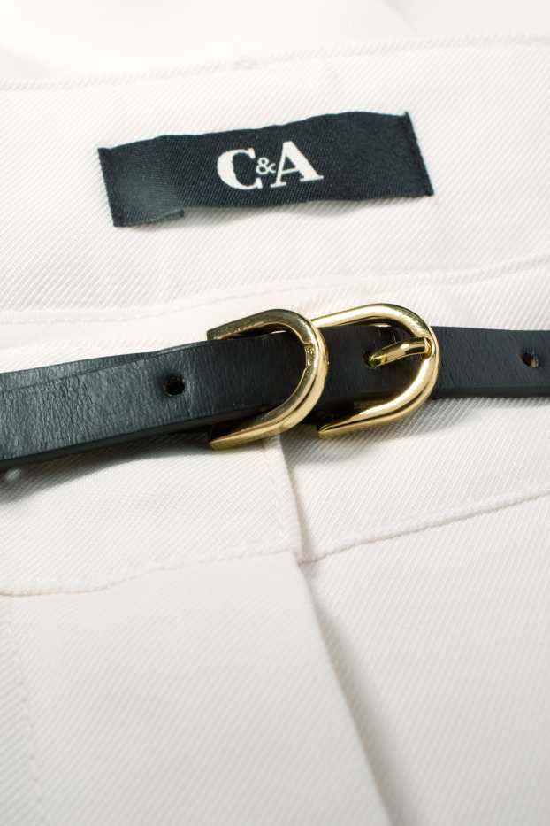 Damen - Stoffhose mit Gürtel - High Waist - Wide Leg - cremeweiß