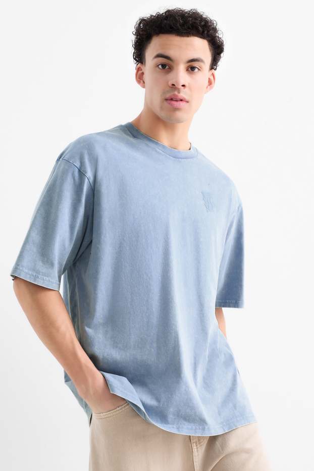 Men - T-shirt - oversized - blue