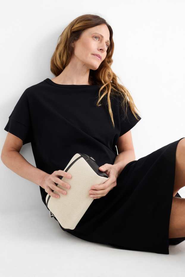 Damen - Umhängetasche mit abnehmbarem Taschengurt - cremeweiß