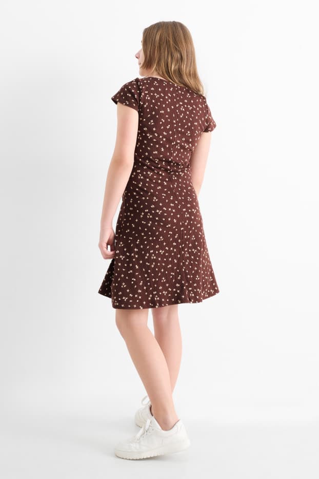 Děti - dívky - Šaty - s květinovým vzorem - tmavohnědá