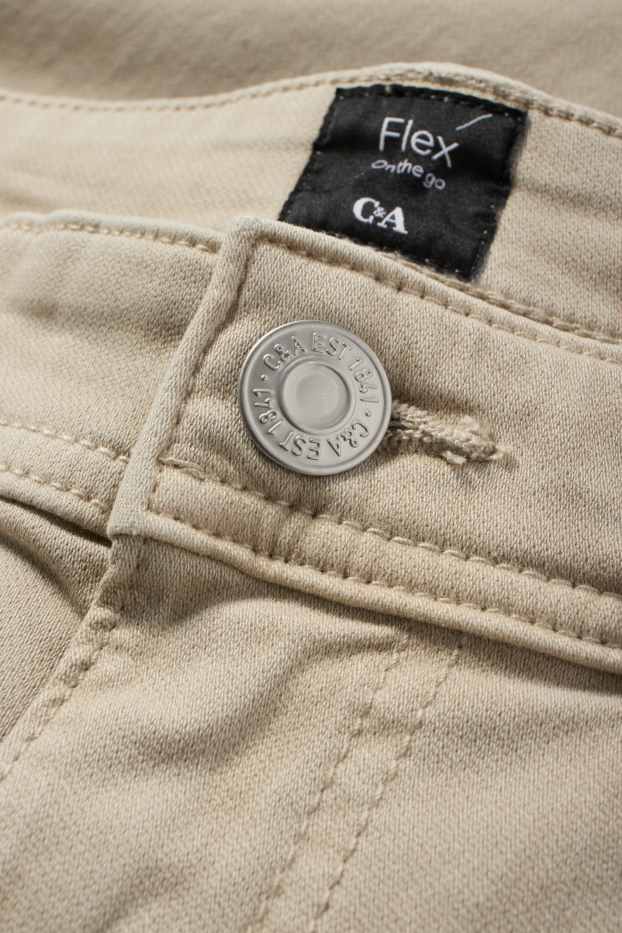 Uomo - Bermuda - Flex - LYCRA® - beige chiaro