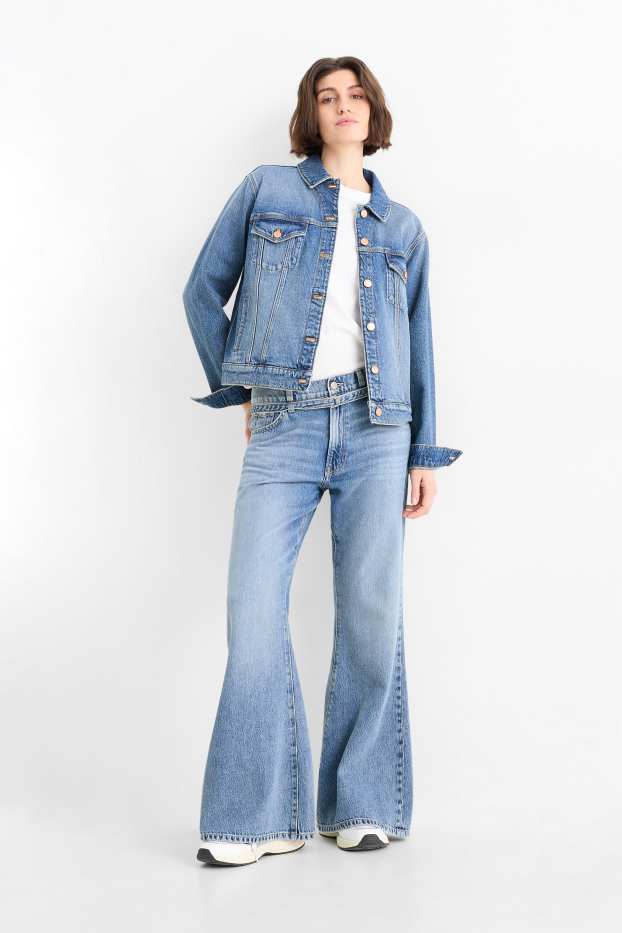 Dames - Loose flared jeans - mid waist - jeanslichtblauw