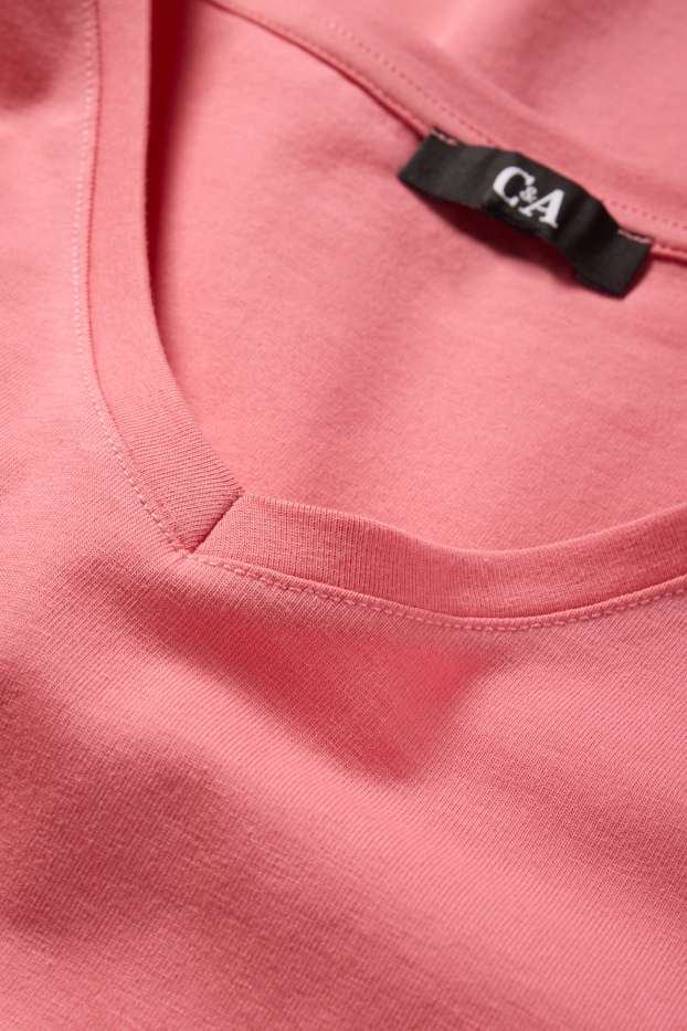 Women - V-neck T-shirt - LYCRA® - pink