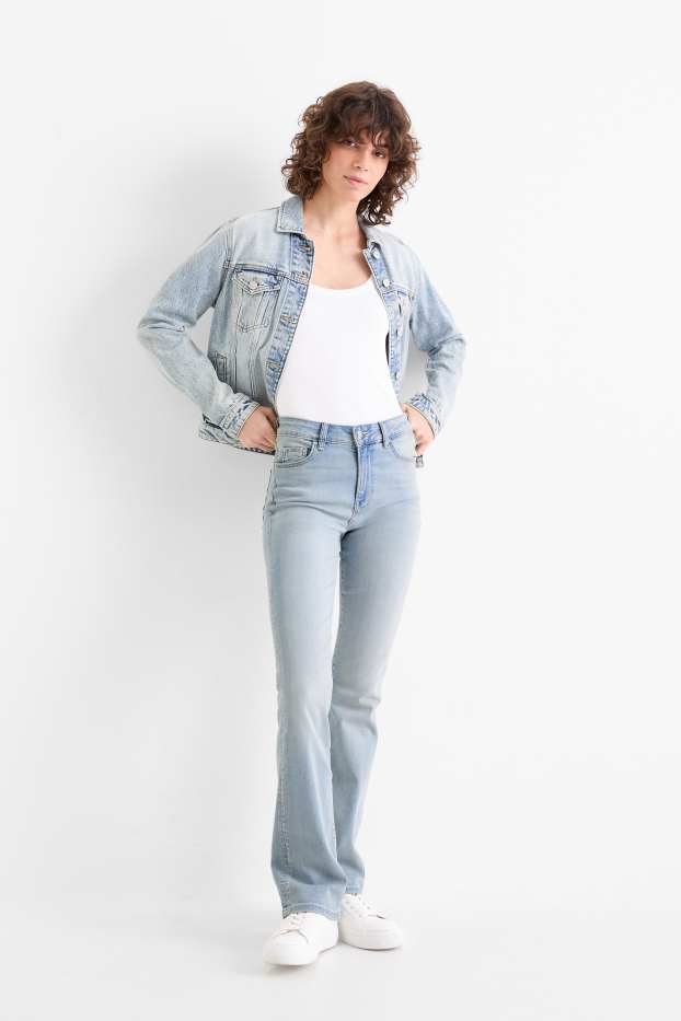 Damen - Bootcut Jeans - Mid Waist - helljeansblau