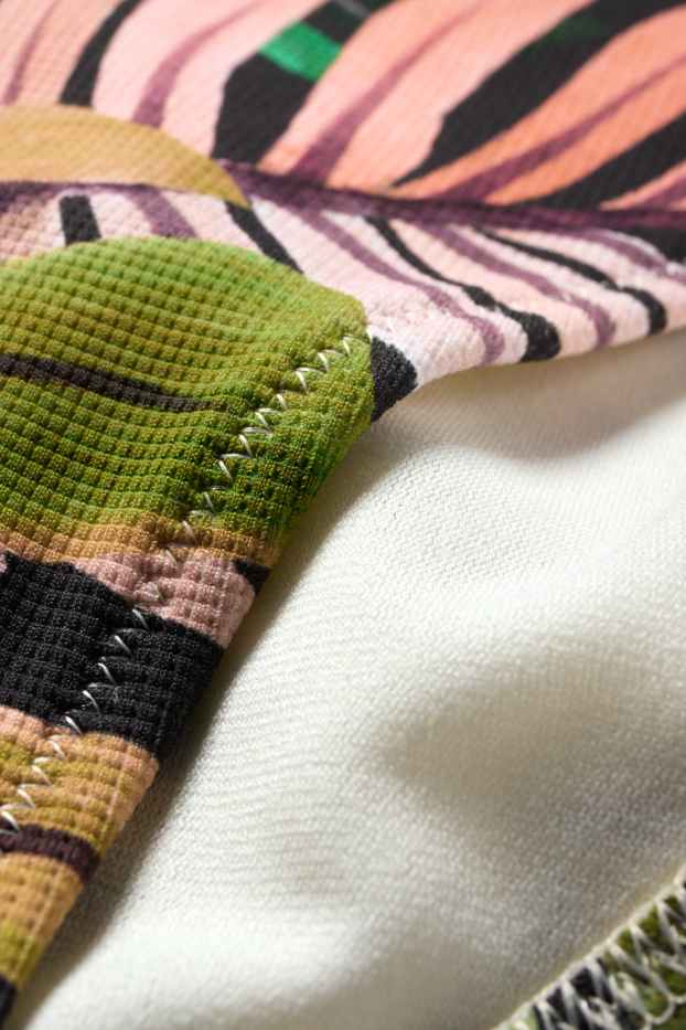 Women - Bikini bottoms - mid-rise waist - LYCRA® XTRA LIFE™ - patterned - green