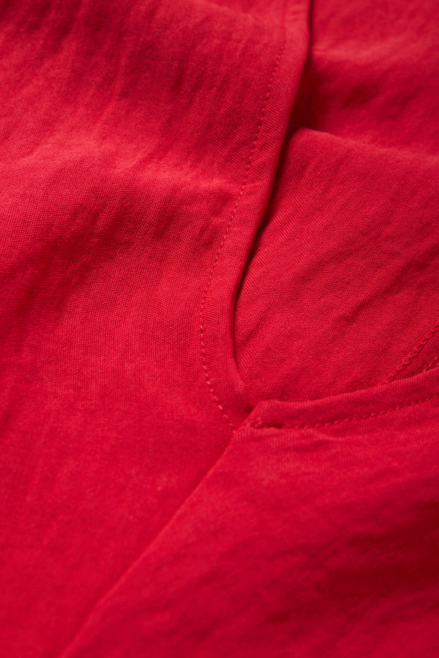 Femmes - Robe ajustable à col V - rouge foncé