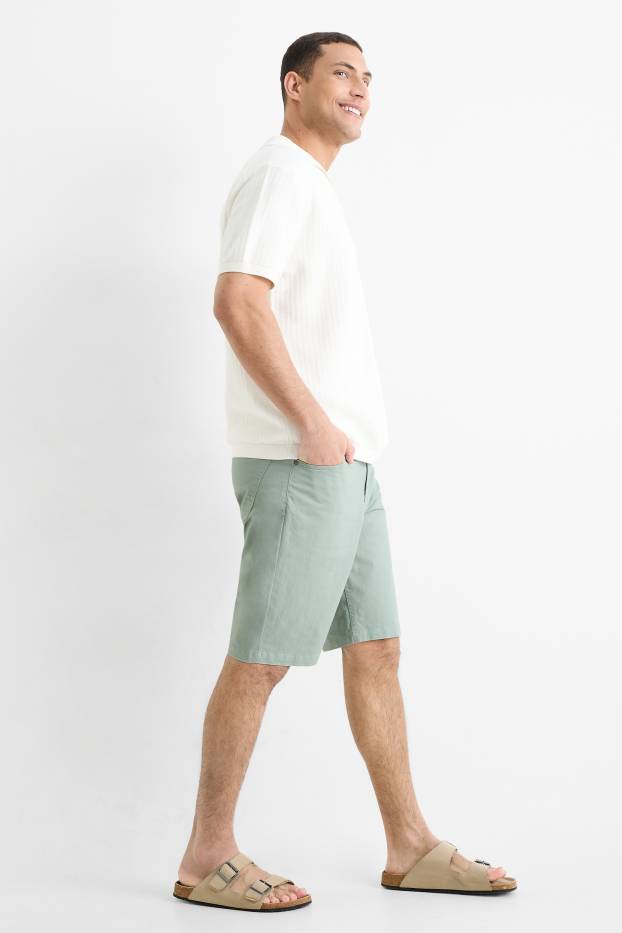 Herren - Shorts - hellgrün