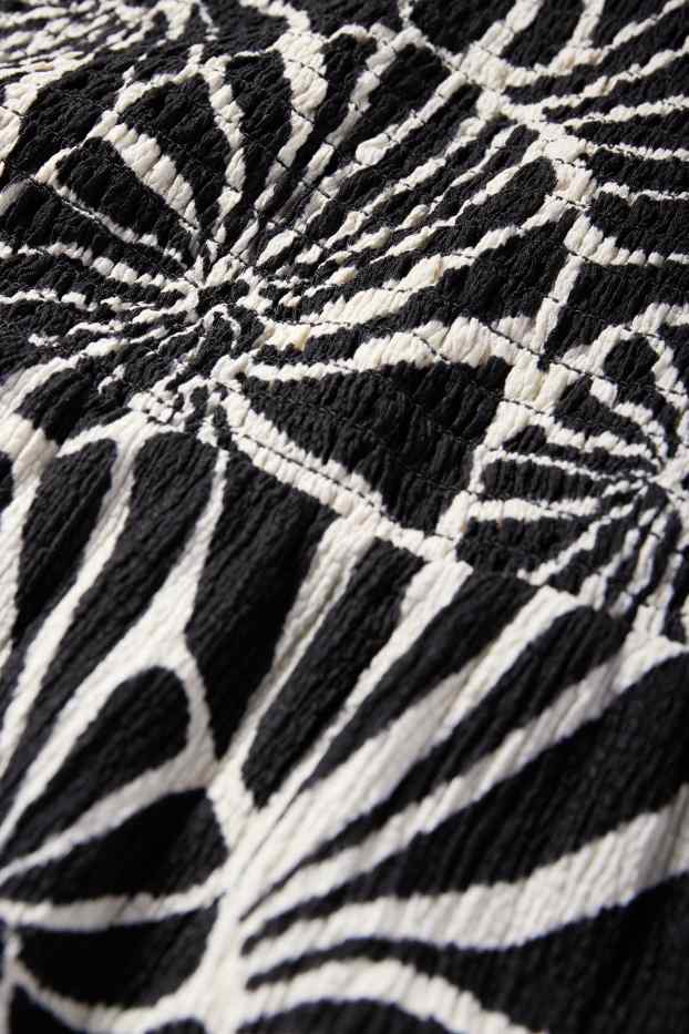 Damen - Fit & Flare Kleid - gemustert - strukturiert - gesmokt - schwarz / weiss