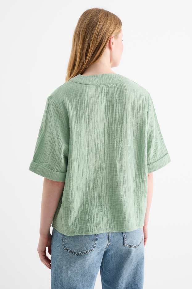 Women - V-neck muslin blouse - green