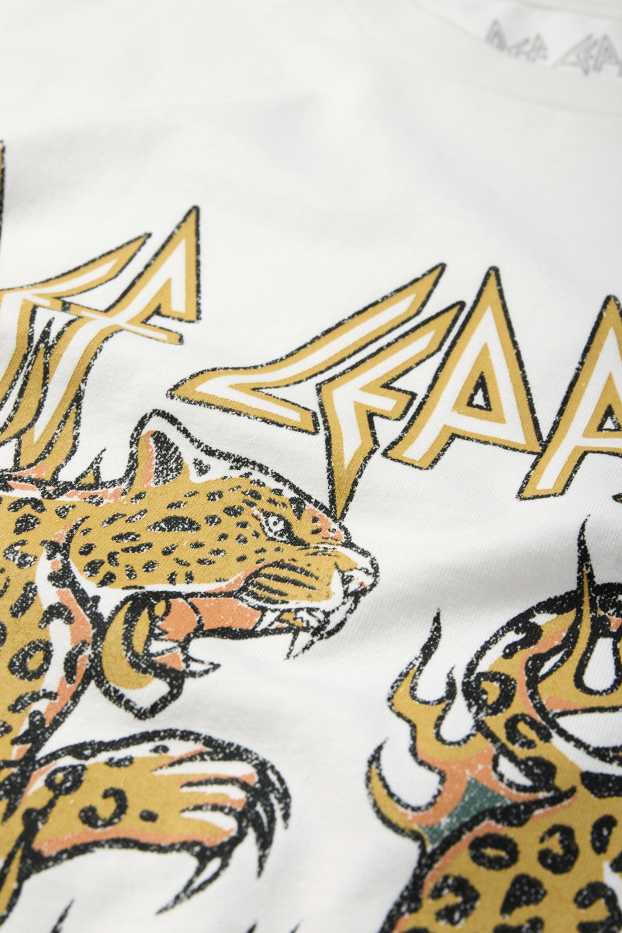 Men - T-shirt - oversized - Def Leppard - white