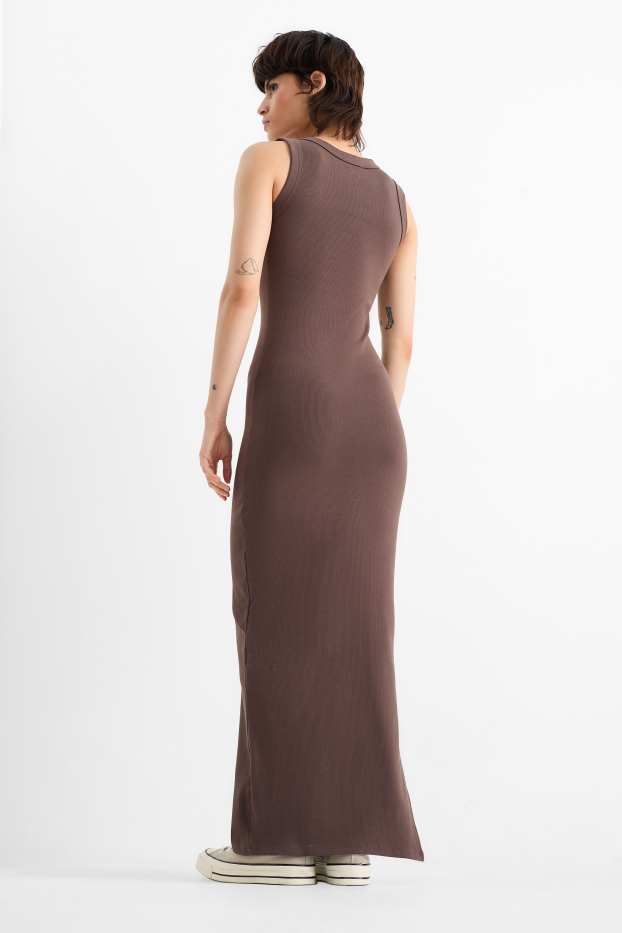 Femei - Rochie bodycon - reiată - maro închis