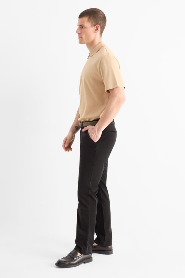 Herren - Chino mit Gürtel - Regular Fit - schwarz