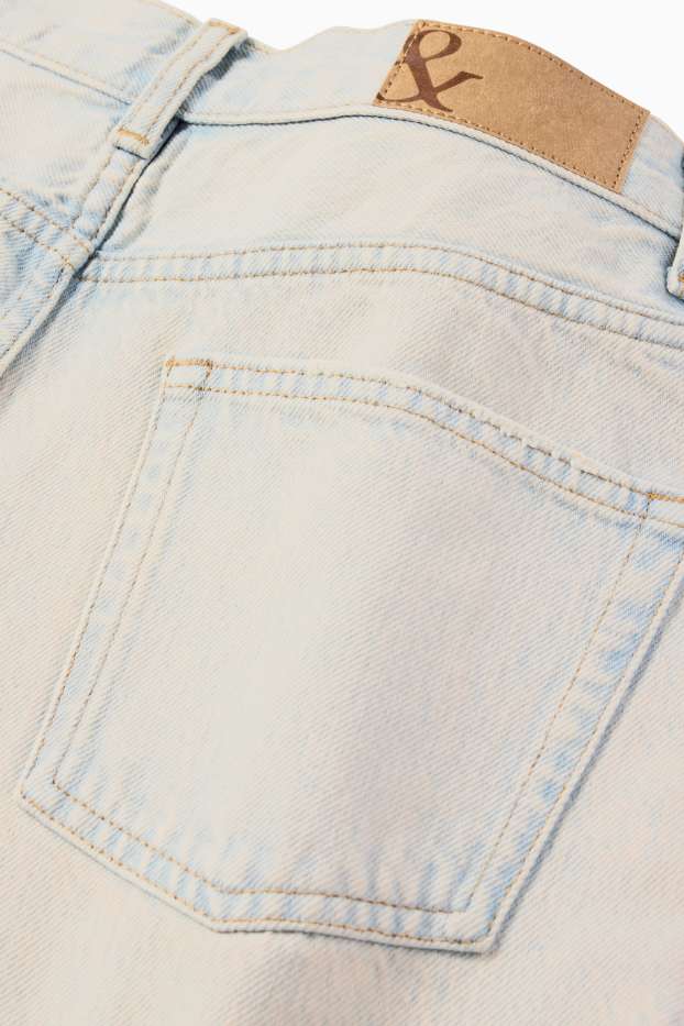 Femei - Pantaloni scurți de blugi - talie medie - denim-albastru deschis