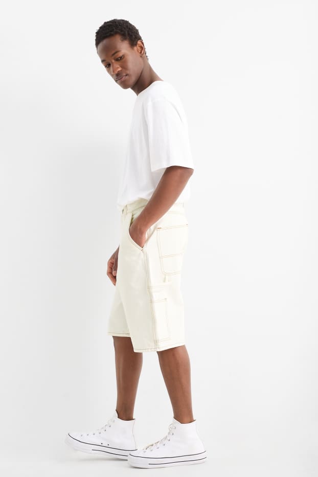 Heren - Bermuda van spijkerstof - crème wit
