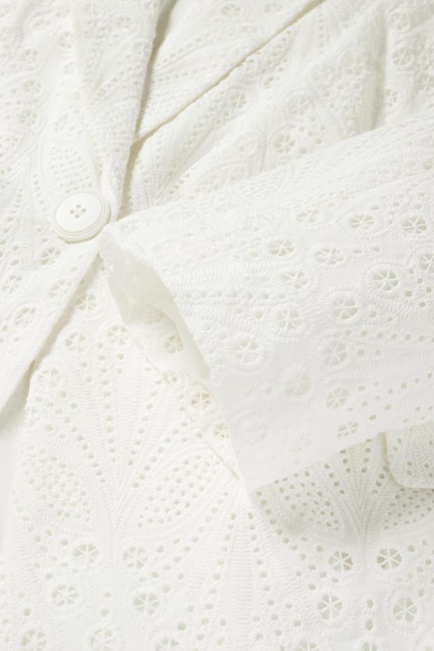 Mujer - Americana - regular fit - bordado inglés - blanco roto